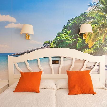 Bj Hostal Bona Vista S'Illot  Luaran gambar